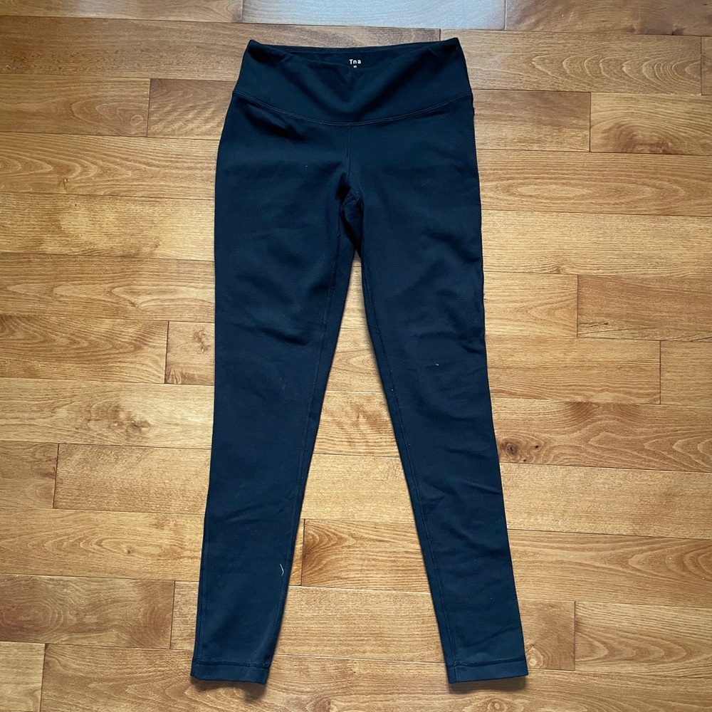 TNA Aritzia thick midrise leggings